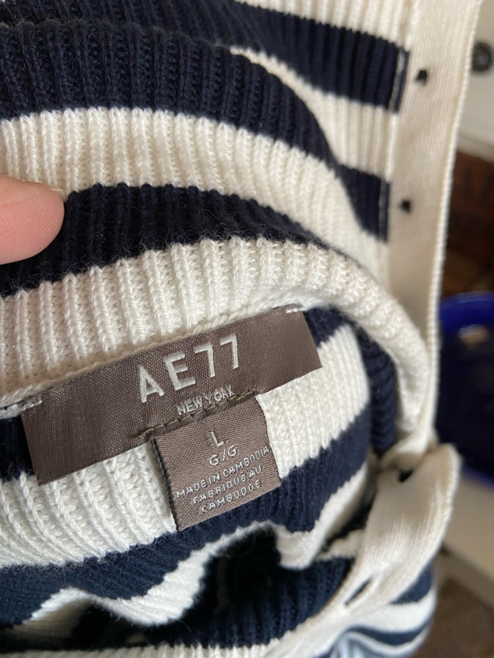 AE77 - Picture 4 of 4